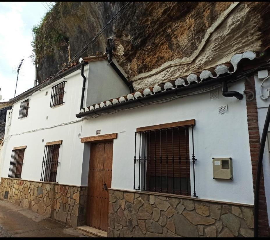 Casa Enrocada Villa Setenil De Las Bodegas Exterior photo