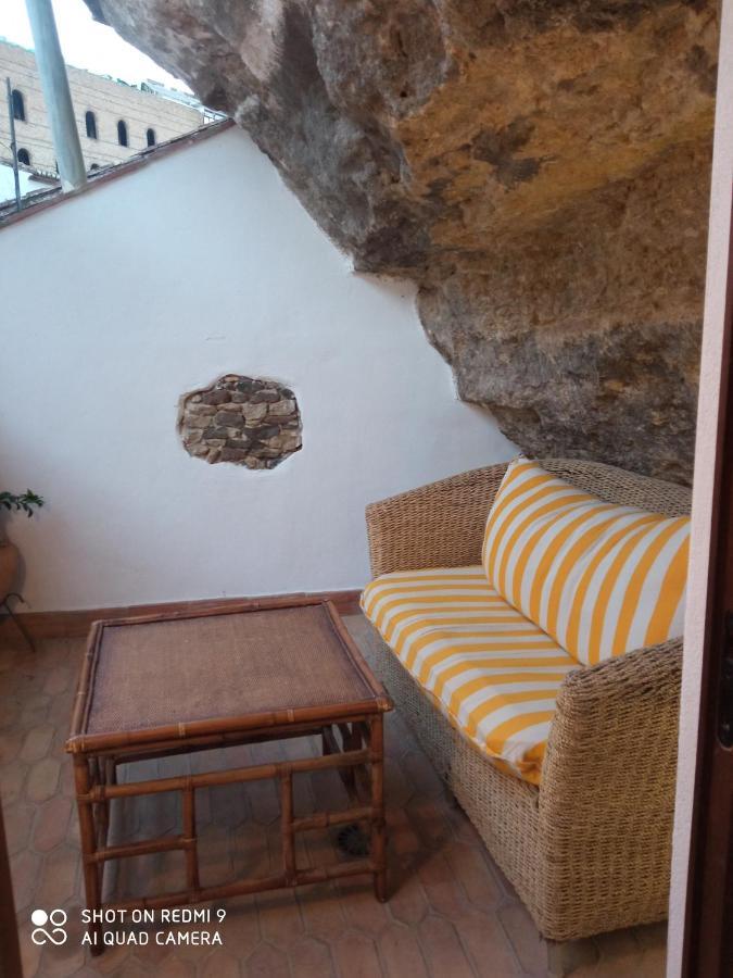 Casa Enrocada Villa Setenil De Las Bodegas Exterior photo